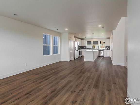 4th image of 3260 Crusader St