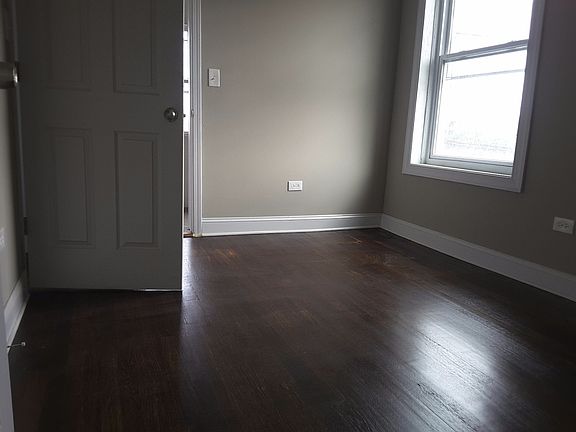2nd image of 1520 E 69th St #4