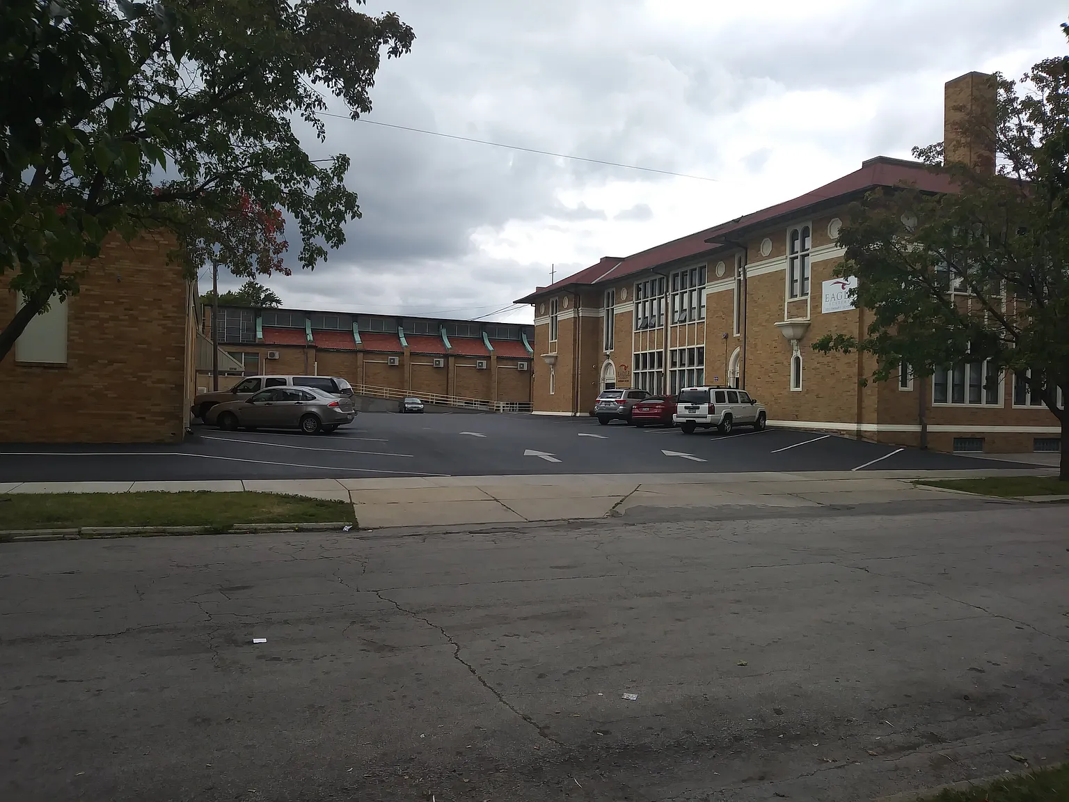 721 Raymer Blvd photo 1