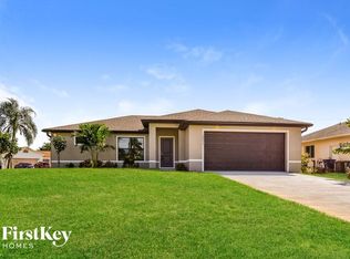 18433 Phlox Dr, Fort Myers, FL 33967