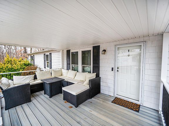 3rd image of 339 Plain Ridge Dr