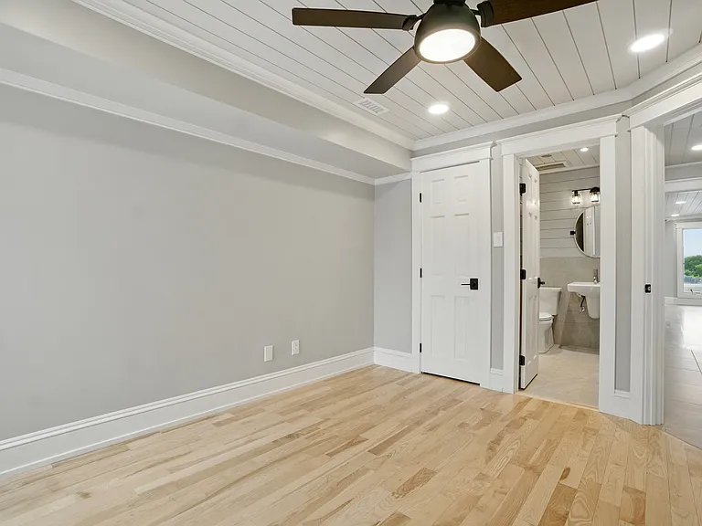 100 Pinewood Rd #128 — Photo 9