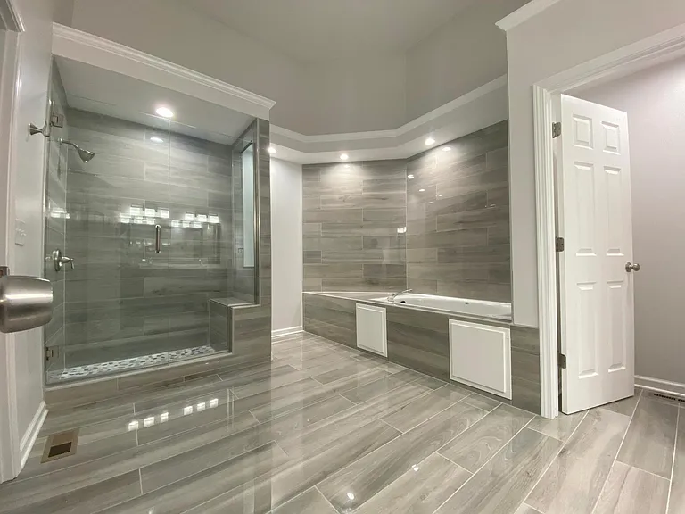 5101 NW 57th Pl — Photo 35