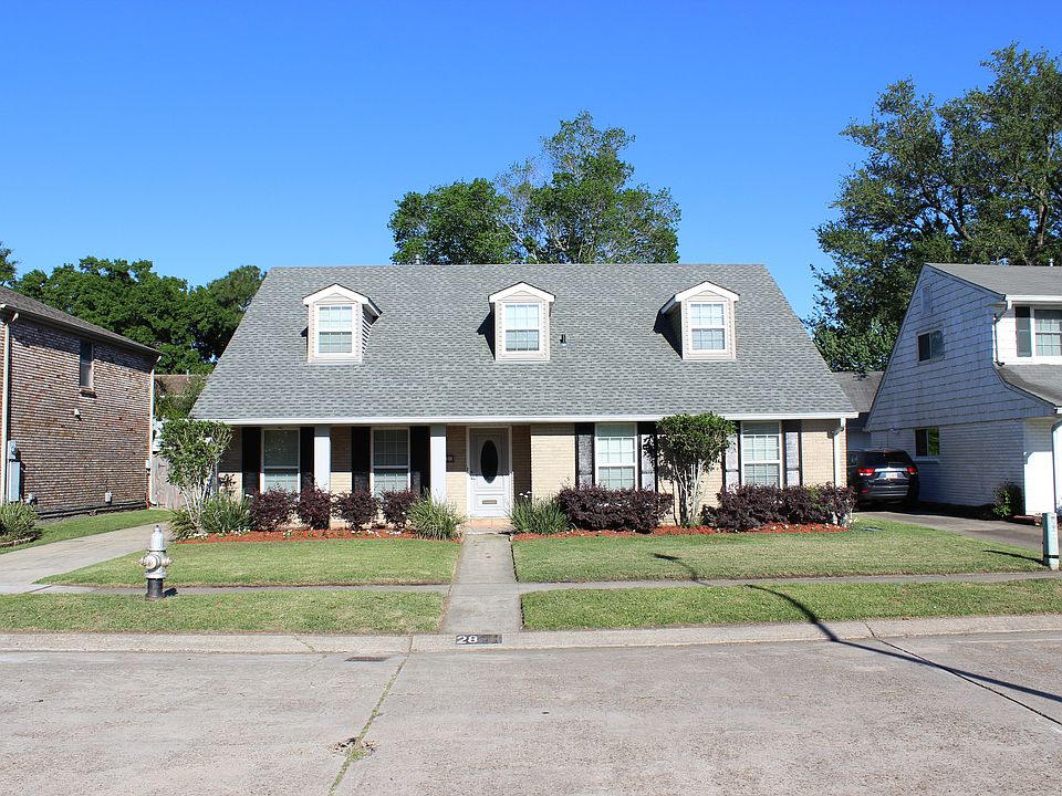 1st image of 28 Antigua Dr