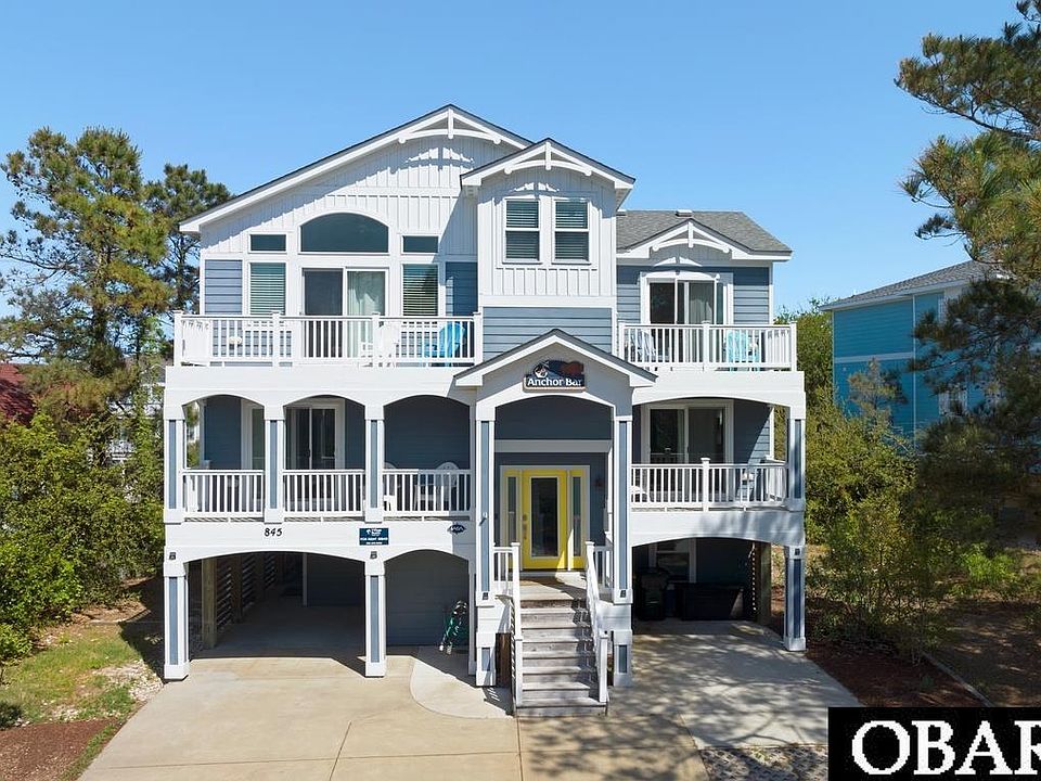 1st image of 845 Monteray Dr #318