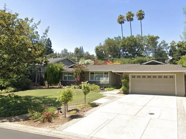 271 Old Adobe Rd, Los Gatos, CA 95032