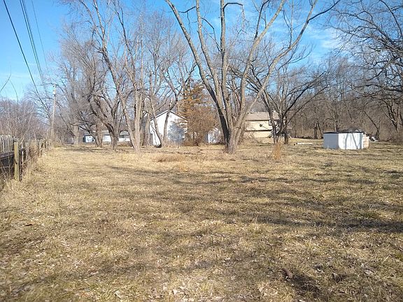 2nd image of 16003 Valentine Ave