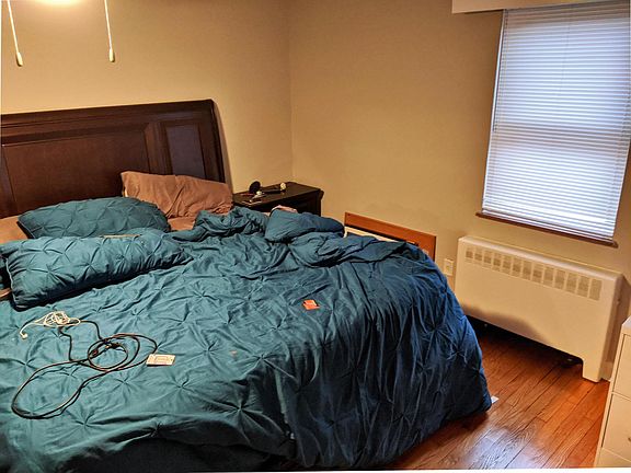 3rd image of 2710 Edroy Ct APT 12
