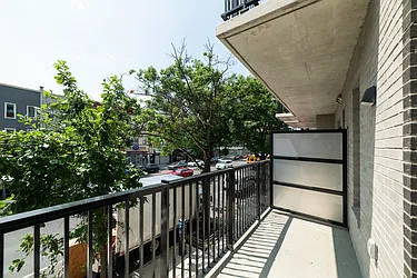 Rented by Key City Capital Inc