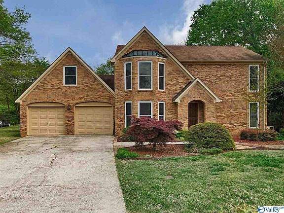 2nd image of 9704 Welch Cir SE