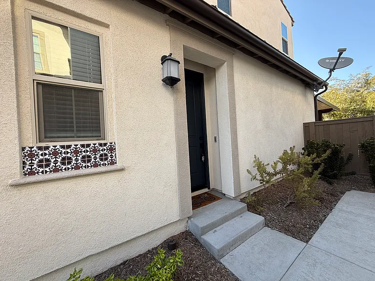 10110 Hercules Way — Photo 5
