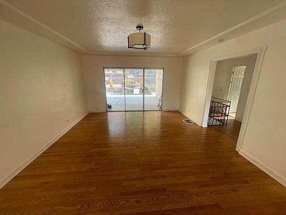 3rd image of 632 S Ynez Ave