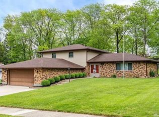 339 Forestview Dr, Fairborn, OH 45324