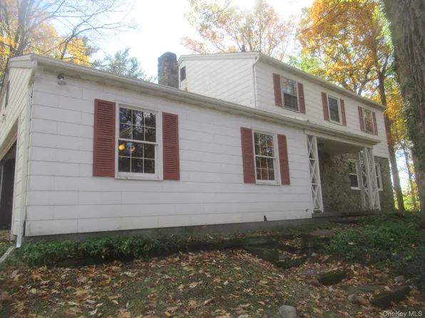 77 Brothers Road, Wappingers Falls, NY 12590