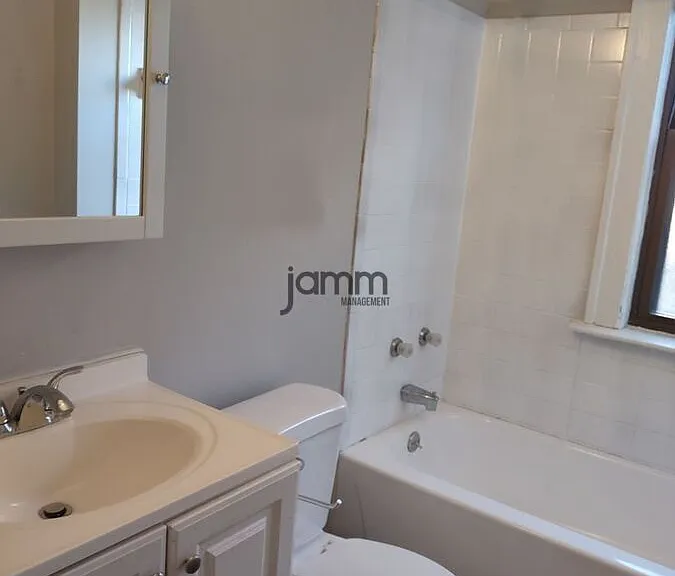 2773 Hampshire Rd #10 — Photo 10