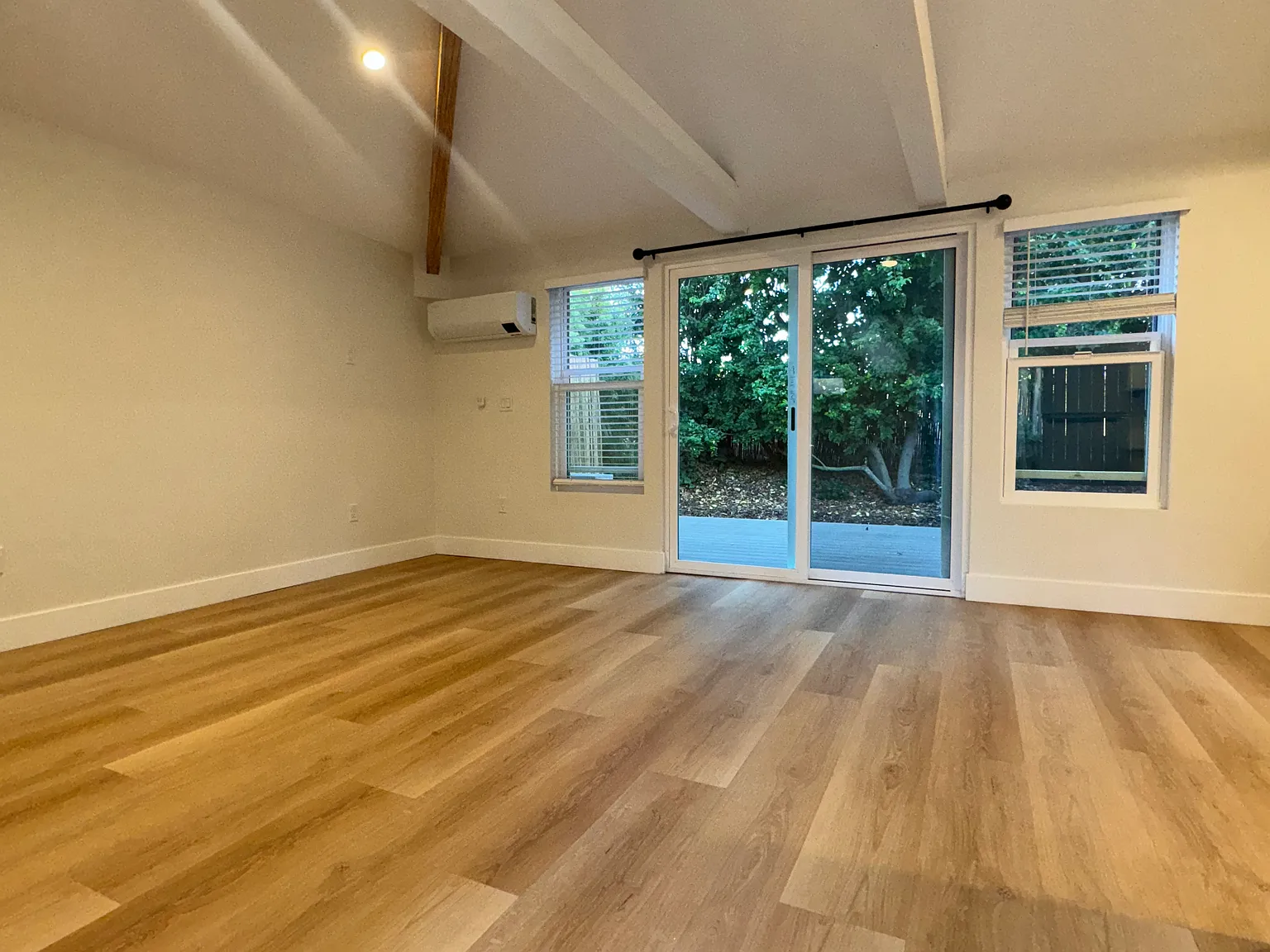 Studio, $2,995 — Photo 2
