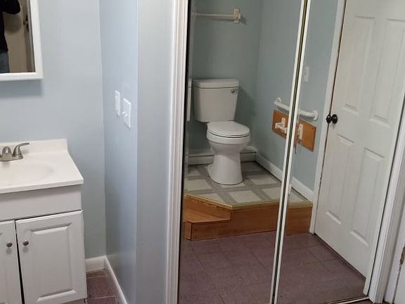 5th image of 203 Randolph Ave #9
