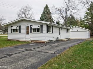 822 Bel Ric Dr, Kewaskum, WI 53040
