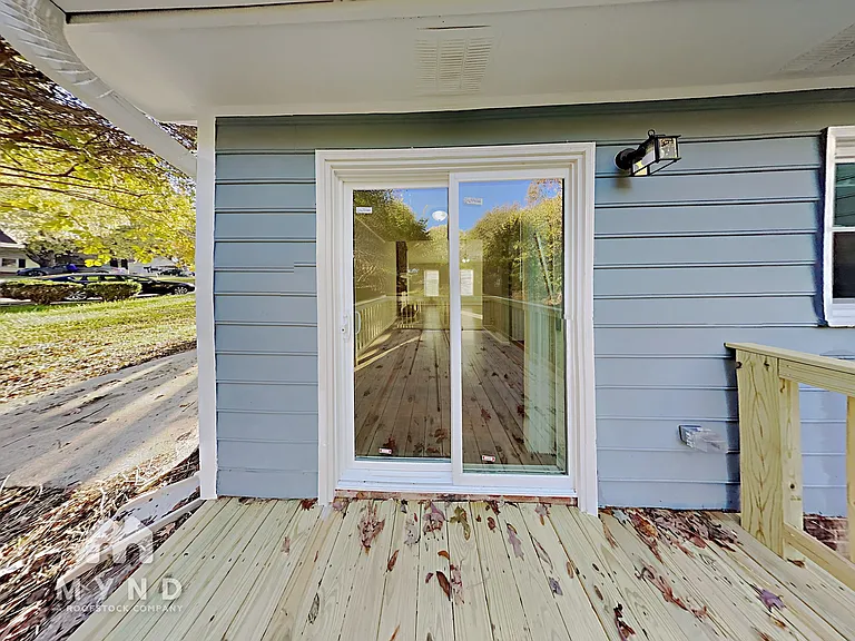 5716 Lambrook Ct — Photo 17