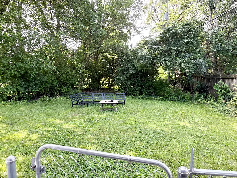 917 W 10th Ave — Photo 12