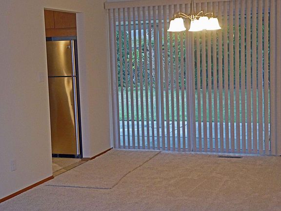 4th image of 418 158th Pl SE