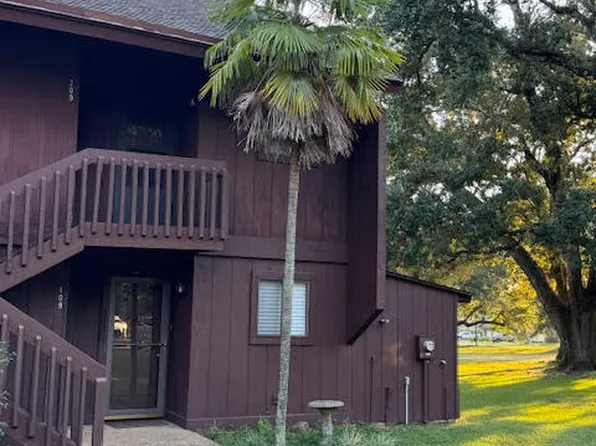 209 Kona Villa #C, Diamondhead, MS 39525