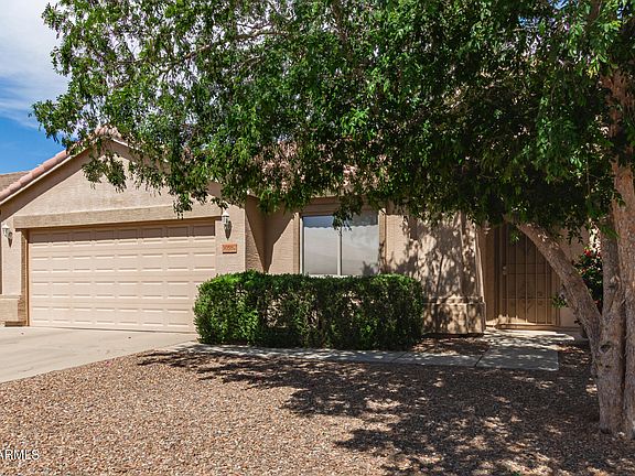 4th image of 30587 N MAPLE CHASE Drive