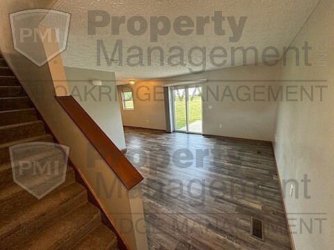 2nd image of 771 Meadow Glen Ave