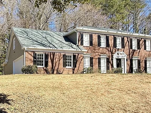 4th image of 1735 Ridgefield Dr