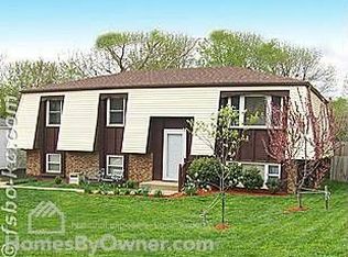 1612 NW 67th St, Kansas City, MO 64118