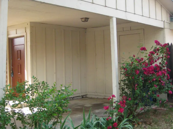 11039 E 15th St, Tulsa, OK 74128