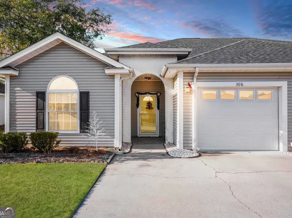 306 Stone Mill Dr, Brunswick, GA 31520