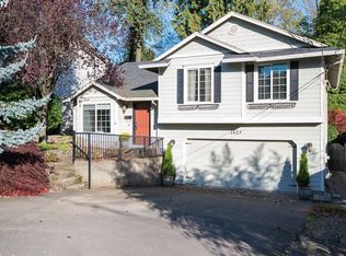 1423 SW Hume St, Portland, OR 97219