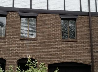 107 Newton Sq, Coraopolis, PA 15108