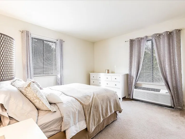 Treetops Apartments — Photo 9