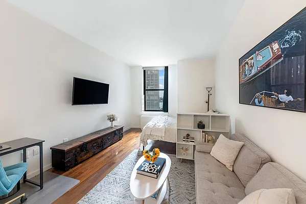 Rented by Compass | media 1