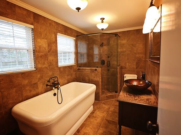 Downstairs Master Bath