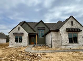 324 Oakworth Dr, Hernando, MS 38632
