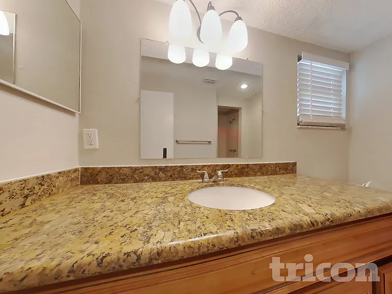 3926 Cochise Ter — Photo 10