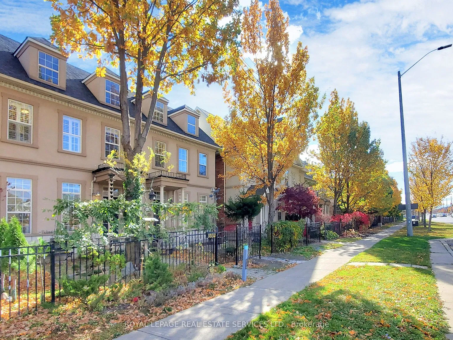 4 bed, $3,650 — Photo 2