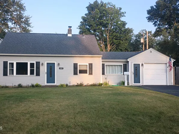 1085 Alheim drive, Rotterdam, NY 12303