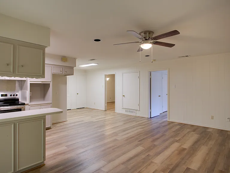 6328 Rincon Way — Photo 8