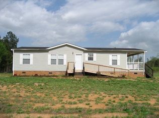 4220 Henrico Rd, Buffalo Junction, VA 24529