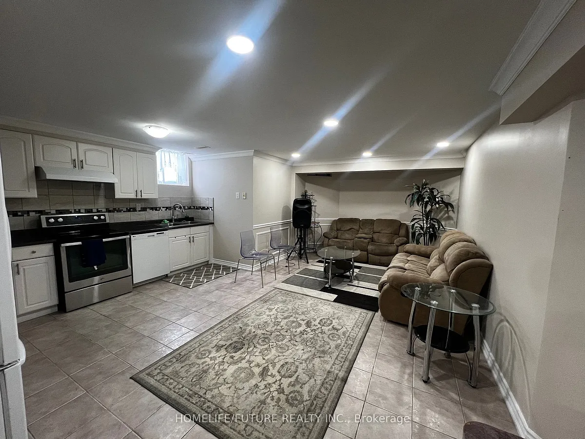 Building Photo - 45 Bretton Cir #BASEMENT