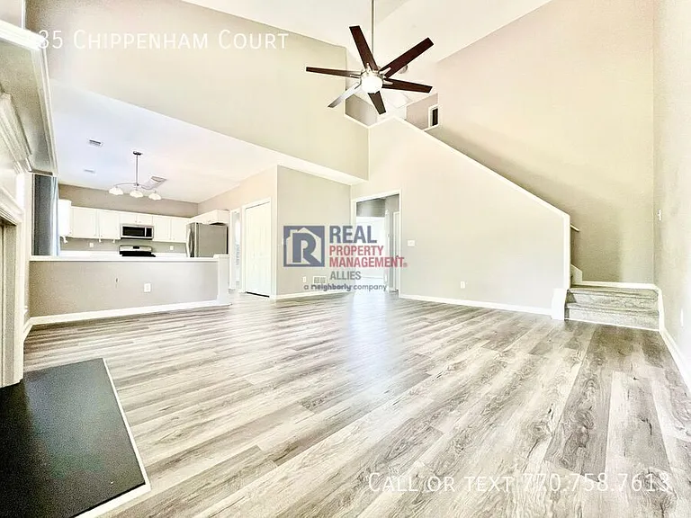 435 Chippenham Ct — Photo 3