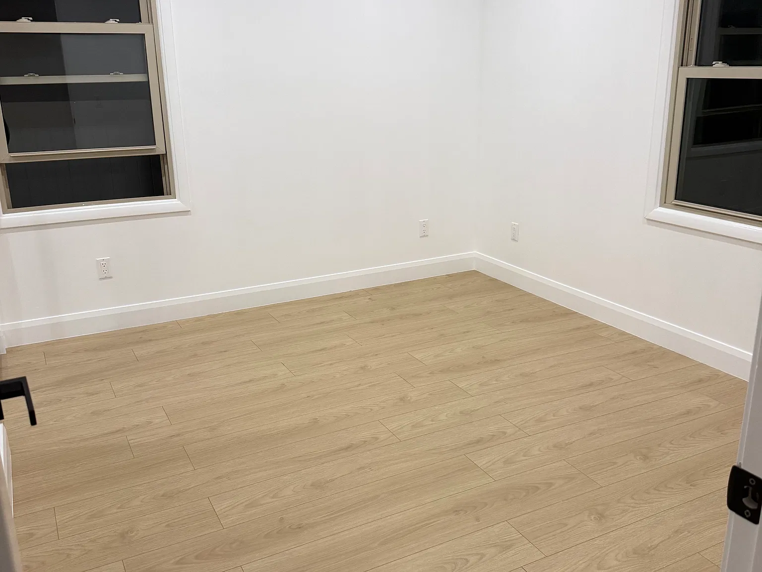 3 bed, 2.5 bath, 1600 sqft, $4,300 — Photo 4