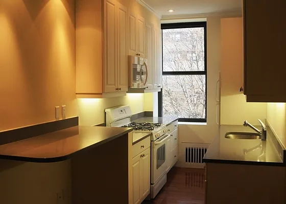 Rented by Goldfarb Properties | media 5