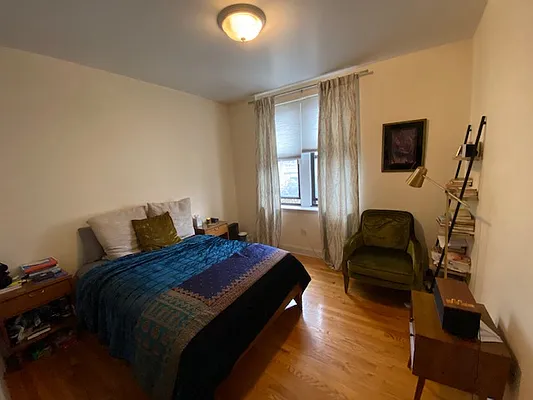 Rented by Mdays Realty | media 6