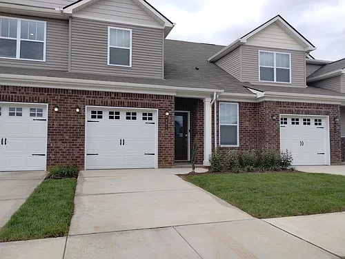 691 Birdie Dr Photo 1