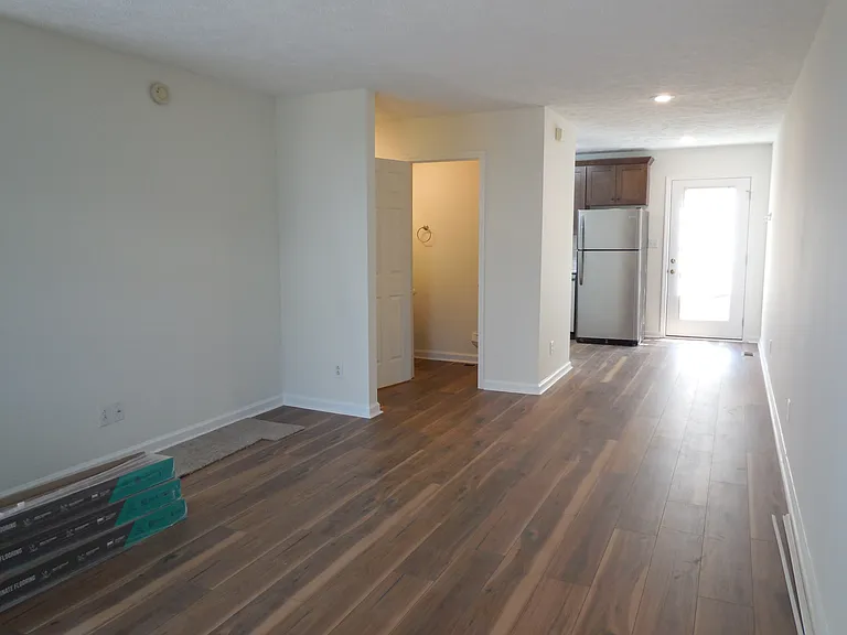 15 Lake Village Ct #15 — Photo 8